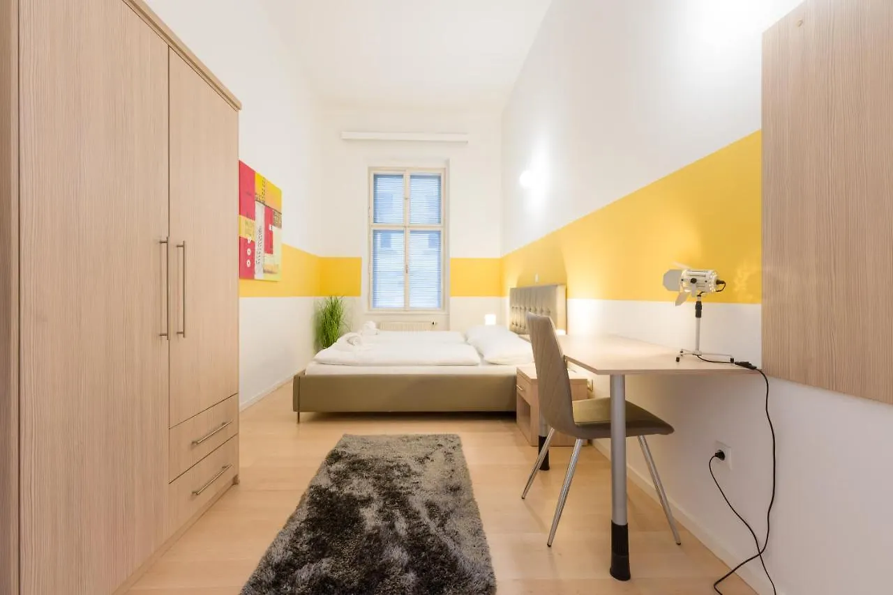 Vsa City Rooms / Shared House Wien