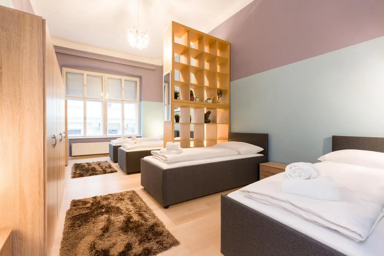Privatunterkunft Vsa City Rooms / Shared House Wien