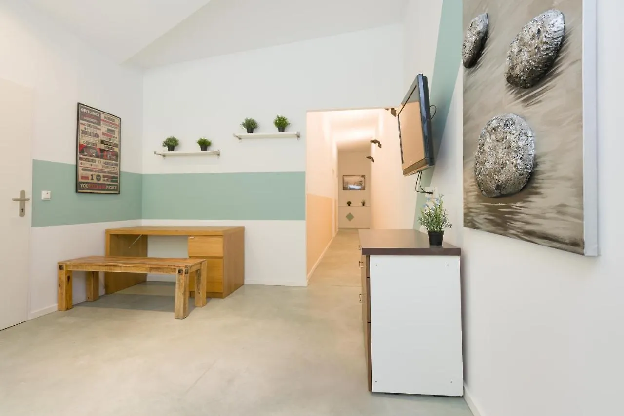 Vsa City Rooms / Shared House Wien