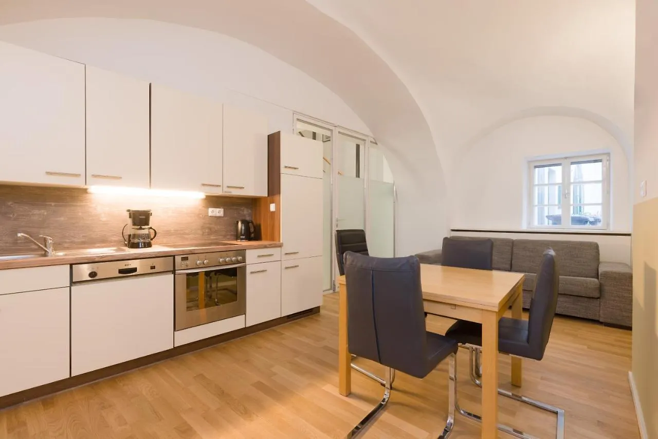 Privatunterkunft Vsa City Rooms / Shared House Wien